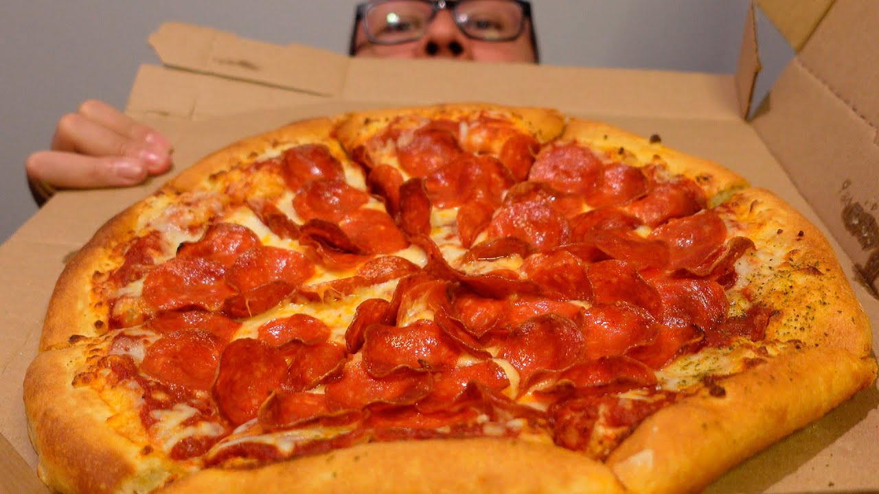 🍕🔥¿Vale la pena la pizza TRIPLE PEPPERONI de Domino's?🍕🔥 Reseña HONESTA