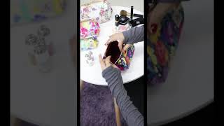 watona ラミネート　がま口　メイクポーチ