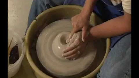 Danielle ~ The Clay Lady - Throwing a Pot on the P...