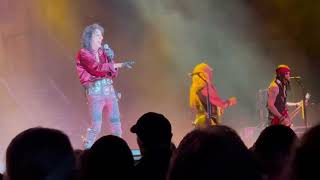 Watch Alice Cooper Go Man Go video