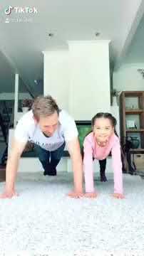 Plank Challenge Dad vs Daughter 💖 TikTok Trend #shorts Clarielle