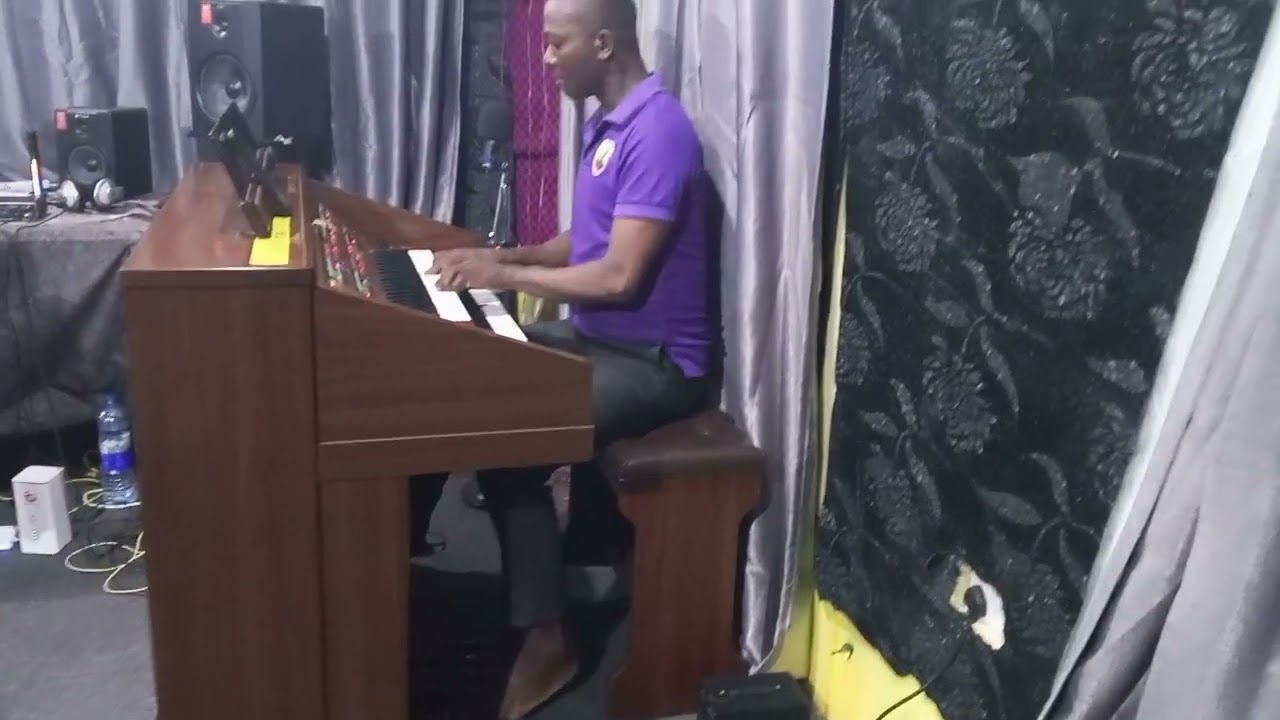 moyo wangu hauna kiburi By H Makelele org by A Malima 