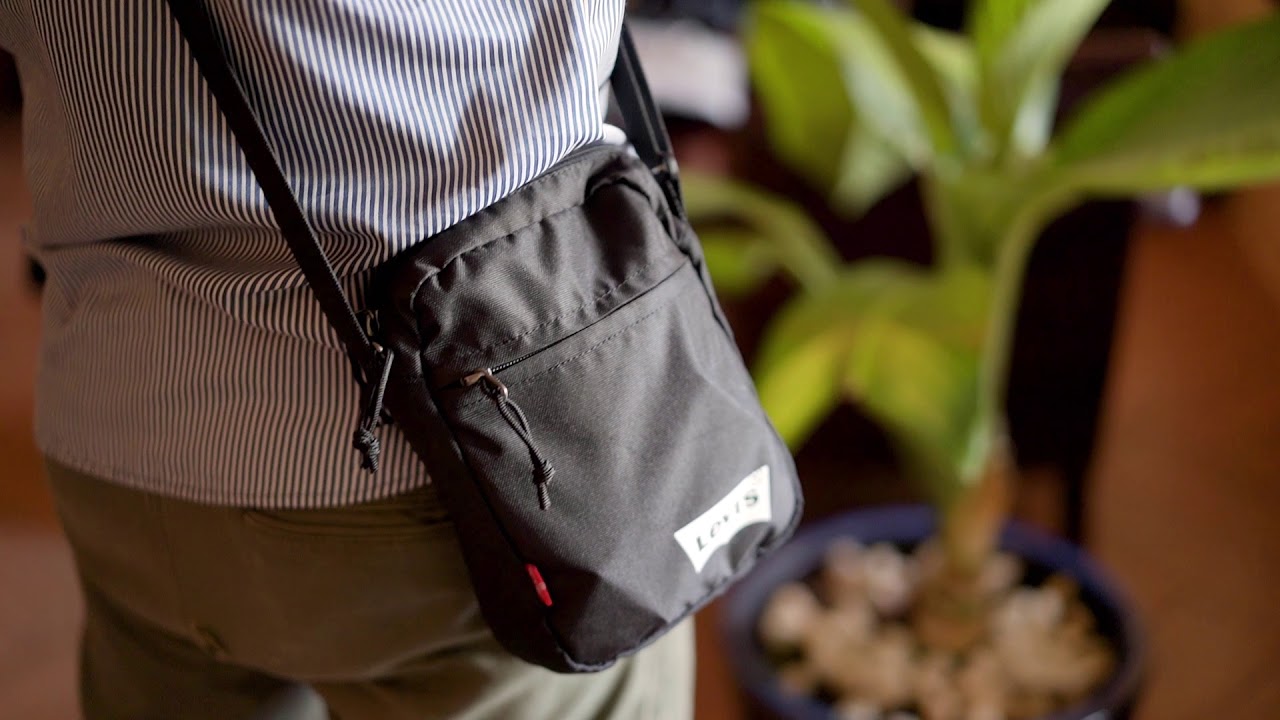 levi's mini crossbody bag