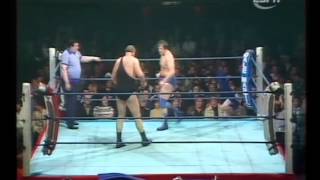 Wayne Bridges vs John Quinn Wayne Bridges vs John Quinn