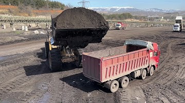 Caterpillar 992G Wheel Loader Loading Trucks With One Pass - Sotiriadis/Labrianidis Mining Works