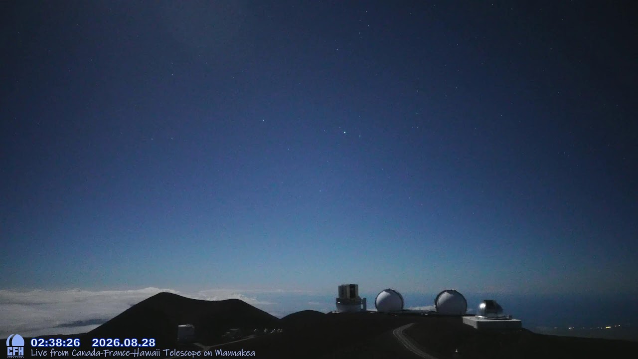 Mauna Kea, Hawaii, CFHT, looking west