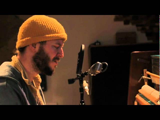 Bon Iver - I Can't Make You Love Me / Nick of Time class=
