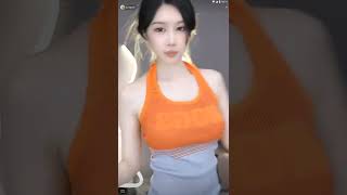 迷人的黎闪电20221004100853