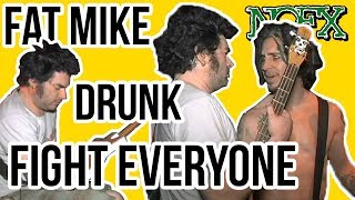 Fat Mike Drunk Fight Everyone | Mabok dipanggung ... (Subtitle Indonesia)