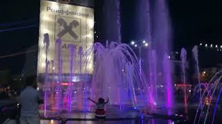 Поющие фонтаны на Драм театре в Краснодаре
