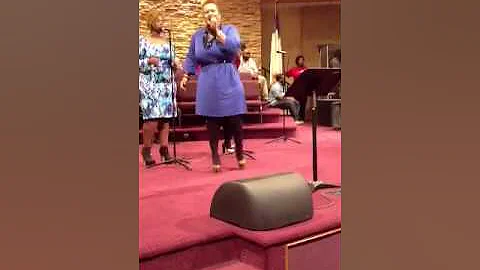 Amber Bulloch sings Change
