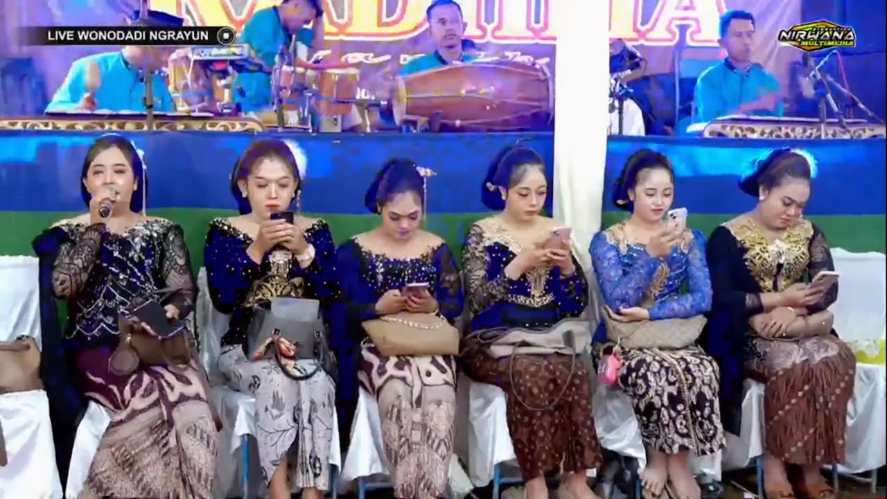 LIVE C.S NEW RADHITA | DIKEDIAMAN BAPAK WAHYU / IBU HESTI | WONODADO NGRAYUN | TELASIH AUDIO