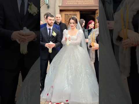 احلى عرسان شوفو العروسه تخاف من وتكول اني مسيطره