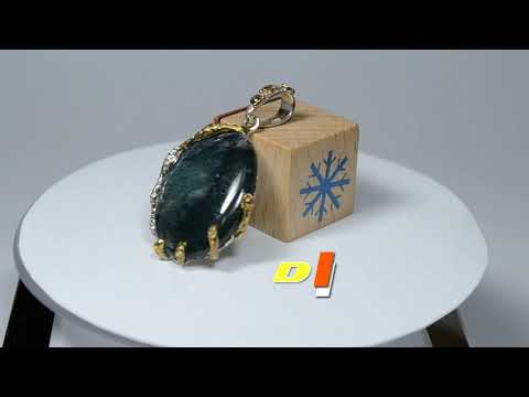 ნატურალური აქატი და საფირონი, ჩასმული ოვალურ ჩარჩოში