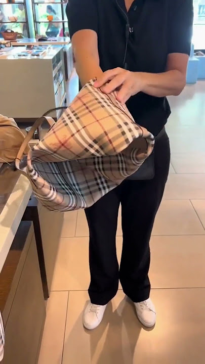 How To Recognize A Fake Burberry Handbag 