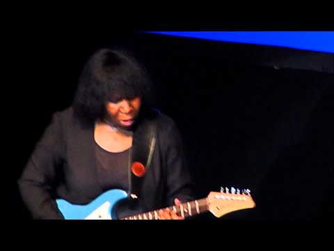 Joan Armatrading - Woncha Come On Home - Scottish Rite Auditorium - April 18, 2015
