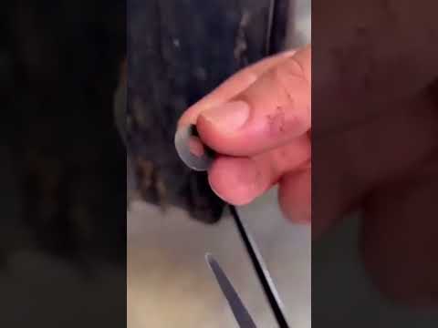 Как закрепить подкрылки пластиковыми стяжками