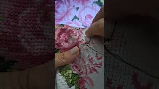 #shorts_ #bordaramano #embroidery #pontocruz #pontocruzflores #puntodecruz #puntocroce
