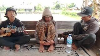 BUNGA KERTAS MERAH BERDURI COVER ANAK VESPA EXTREME ASAL SOLOK PADANG