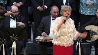 Ayşe Taş & Seçil Ak & Talat Er - Uçurumlar