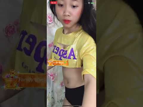 Bigo Banned Sexy Vietnamese Dancer in Lingerie