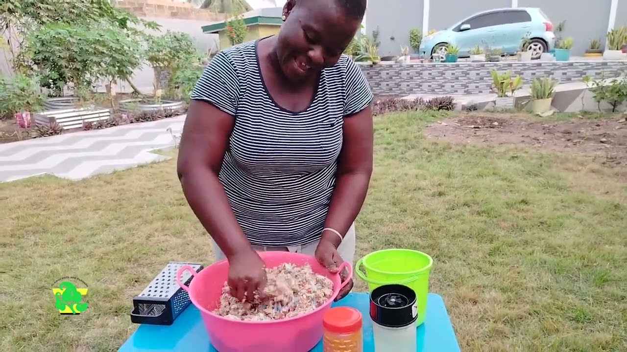 INFUSING YOUR AFRICAN BLACK SOAP WITH ALOE VERA GEL AND TUMERIC POWDER