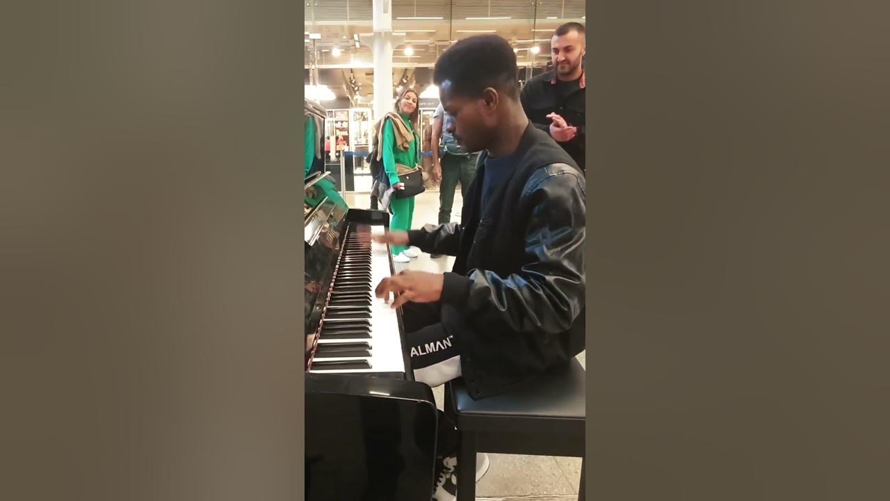 Boogie Woogie Piano Gets Lady In Green To Dance!