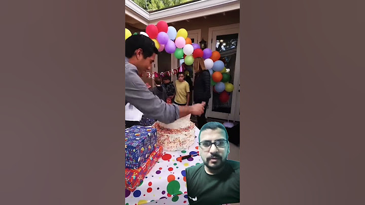 they were trick candles #funny #funnymemes #comedy #stitchtricks #zachking