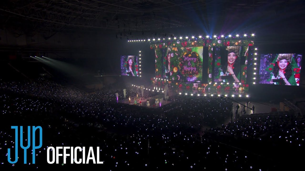 TWICE 4TH WORLD TOUR 'Ⅲ' - YouTube