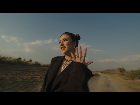 Maria Bolio - Vidas Pasadas (Video Oficial)