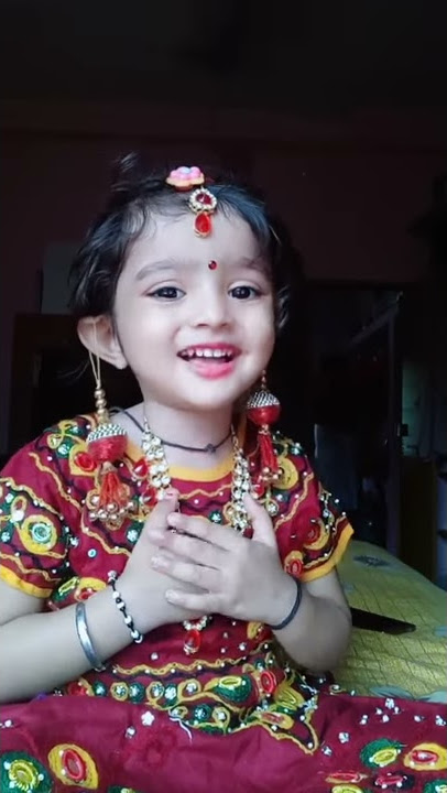 Anak Kecil India Cantik dan Lucu