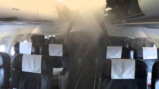 Aviation - Airbus A320 - Condensation in the cabin after landing in Dubaï