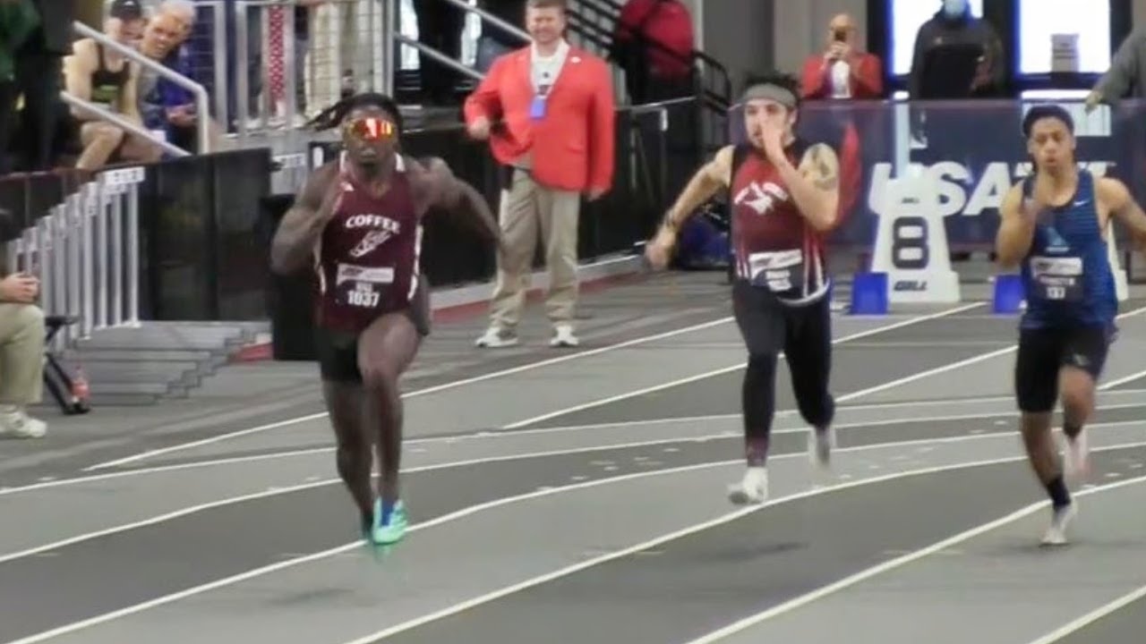 Tyreek Hill Kills the Field and wins the 60m sprint at USATF Masters Indoor Championships in 6.7sec