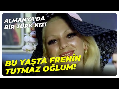 Almanya'da Bir Türk Kızı - Murat, Alman Sevgilisiyle Köye Döndü! | Neşe Karaböcek Eski Türk Filmi