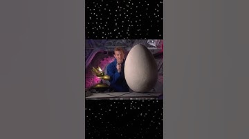 MST3K: Tom is Inside an 🥚