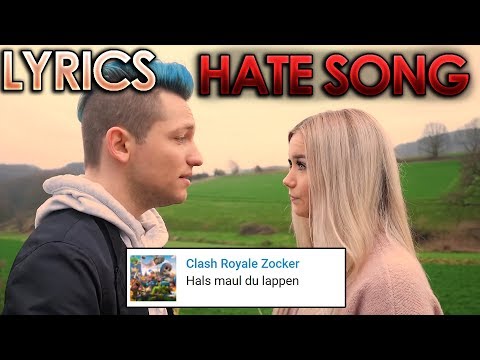 Rezo - Hate Kommentare Song ft. Julia Beautx [Lyrics] (Official Video by rezo)