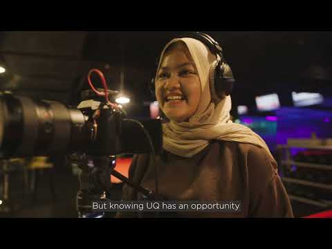 Видео: Meet Cheryl, a UQ Digital Media student from Indonesia