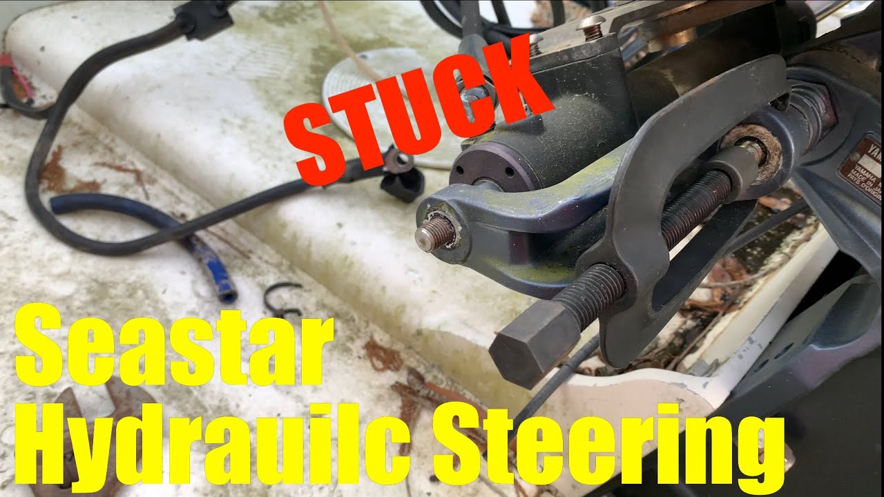 Seastar Hydraulic Steering Rebuild  / Arm And Cylinder Removal / Sea Star Steering Stuck