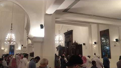 ( مرئى )  صلاة العشاء ١ صفر ١٤٤٣ه‍ للشيخ خالد الجليل من سورة البقرة