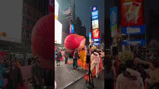 Welcome to New York City💝🗽🇺🇸 Times Square Show💃#dance #timessquare#nuanpainy#nyc #usa #dancer