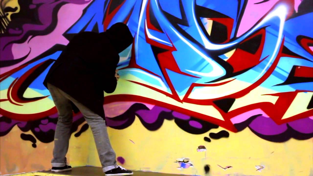 MOMENTUM ART TECH X MASE 2013