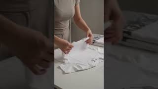 Zaccleuise packaging video generated by Ai #fashion #smallbusiness #spokesmodel