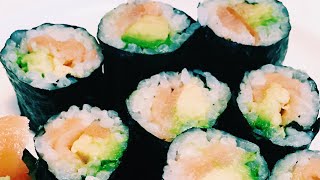 燻鮭魚 鰐梨 壽司卷  Smoked Salmon Avacado Sushi Roll