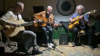 Jammin’ on George Brassens’ Les Copains D’Abord avec une “Touche de Manouche”