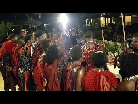 Video: Bij Het Zien Van Een Maasai-besnijdenisceremonie - Matador Network