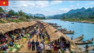 Giay and H'mong people's market along the Red River, Coc Leu market on the Vietnam-China border