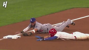 What a PLAY by Miguel Rojas to keep the GAME TIED 😱