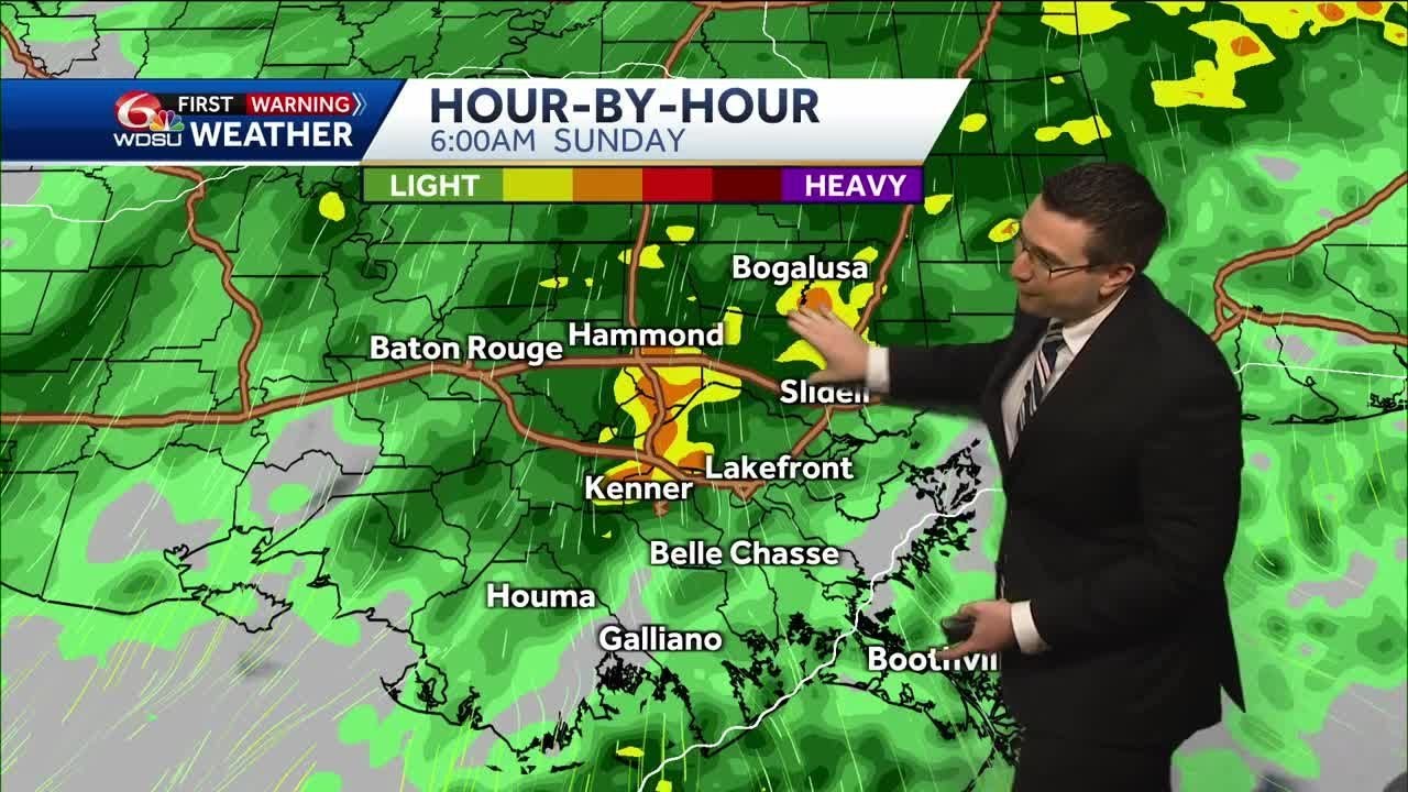 Showers and storms overnight into Sunday morning - YouTube