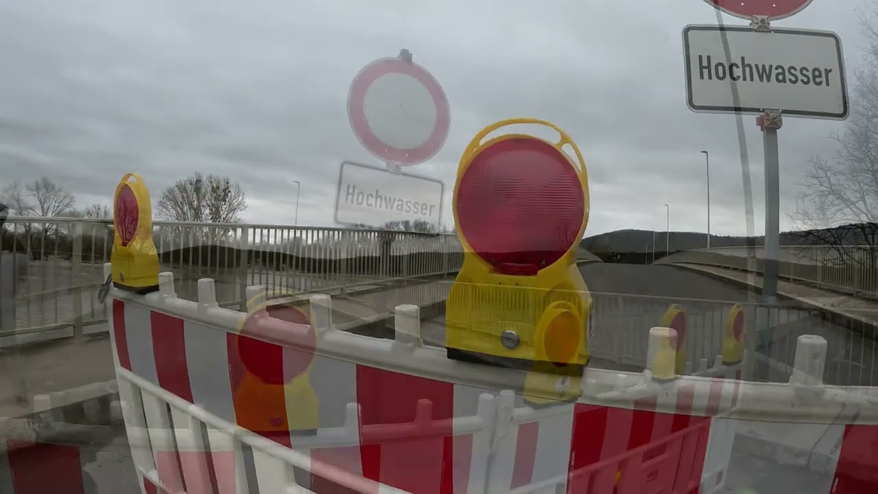 MAINBRÜCKE GESPERRT - [4K] Steigendes Hochwasser am MAIN - Kemmern am 1. Weihnachtsfeiertag Reupload