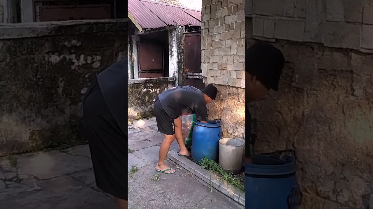 Tukang sampah - YouTube